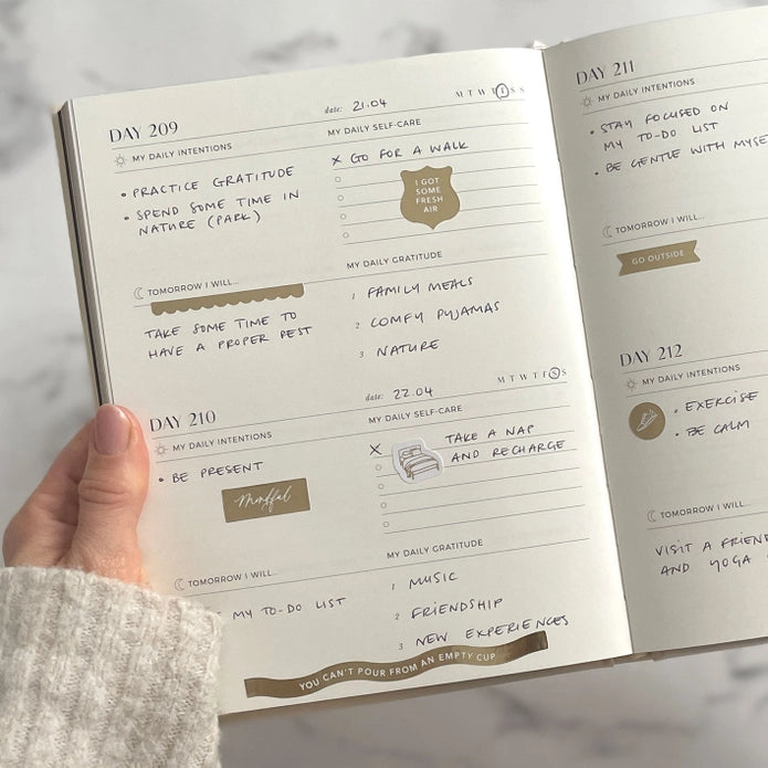Self Care Diario Beige
