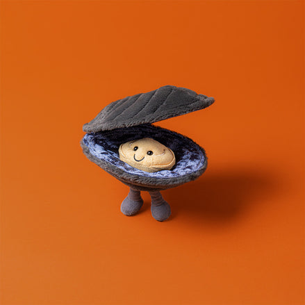 Michelle Mussel - Jellycat